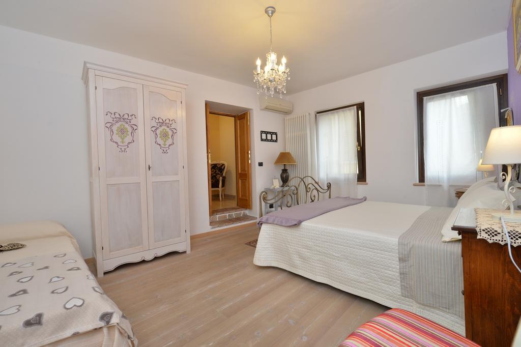 SantʼAmbrogio di Valpolicella B&B Corte Giare الغرفة الصورة